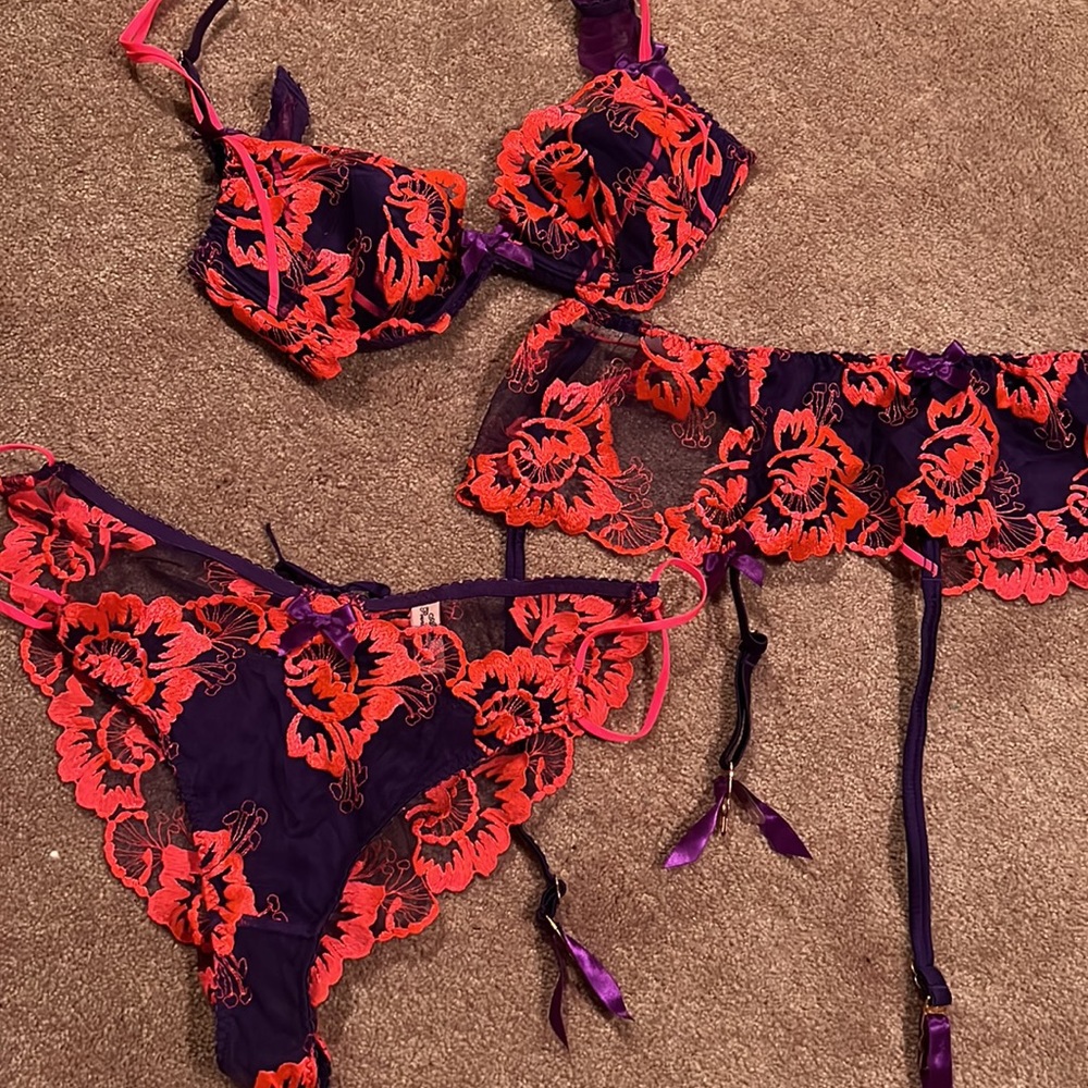 Agent Provocateur Karlie Lingerie Set